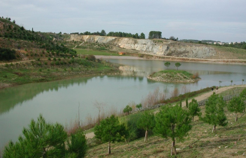 Le lac du Crès en 2000